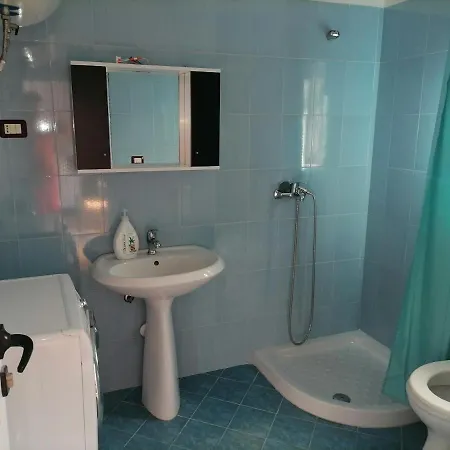 Vila Joti Vlorë